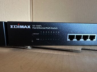 Edimax ES-1008PL v 8 port PoE+ Switch - 2