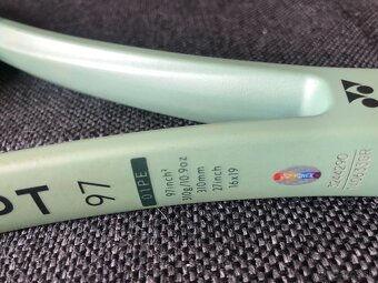 Predam tenisove rakety Yonex Percept 97, 310g - 2