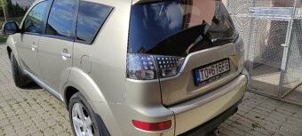 Mitsubishi Outlander 2.0 TDI 103 kw - 2
