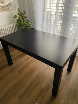 Predám rozkladací jedálenský stôl. - 2