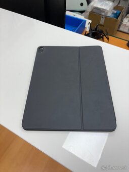 Apple Smart Keyboard Folio A2039 | pre iPad Pro 12.9" - 2