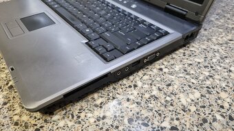 Predam nefunkcny Asus laptop na opravu ci diely - 2