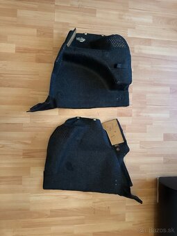 Bočné plasty v kufri Fabia 1 RS - 2