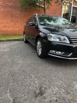 Volkswagen Passat B7 2.0 TDI DSG r.v 2013 bixenon navi - 2