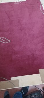 Vešiakova stena ,polička, stoličky - 2