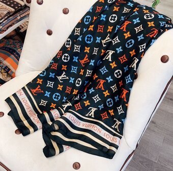 Šatka Louis Vuitton - 2