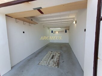 MUROVANÁ GARÁŽ, SVÄTOPLUKOVA ul., NOVÉ MESTO NAD VÁHOM - 2