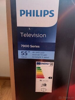 Tv Philips 4K UHD LED 55" 139cm na dieli - 2
