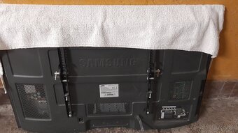 Samsung Plasma Display - 2