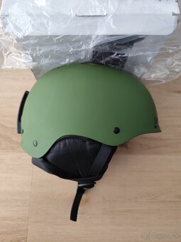 prilba Smith HOLT - 2