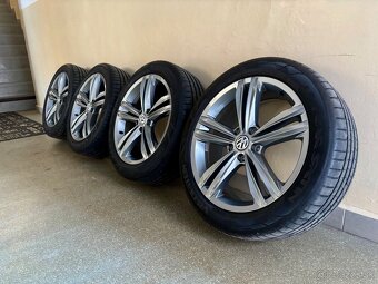 Letné VW Sebring 215/50 R18 - 2