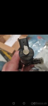 8200238528 vstrekovač 1.9dci - 2