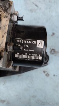 Jednotka ABS 1K0907379BD 1K0614517CN - 2
