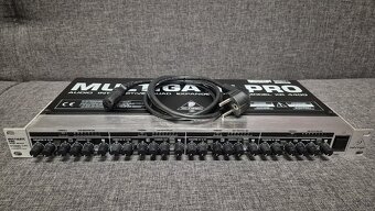 Behringer XR 4400 MULTIGATE PRO - 2