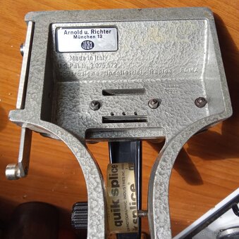 Strihačka/lepička  16 mm kinofilmov - 2