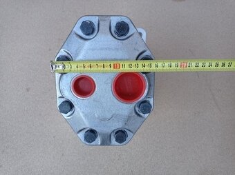 Čerpadlo stolitrové na lesný stroj LKT - 2