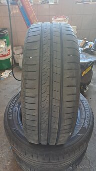 205/55R16 - 2