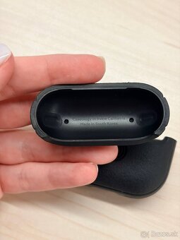 Apple AirPods 3 + puzdro Spigen - 2