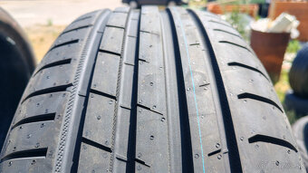 Letné pneu 235/50 R20 --- NOKIAN - 2