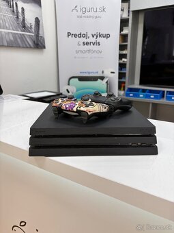 Playstation 4 PRO 1TB - 2