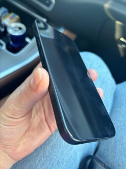 Predám Iphone 16 black 128GB - 2