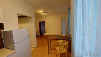 Na predaj 1,5 izbový byt na Budovateľskej ul. - 2