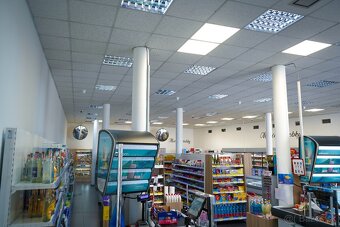 Obchodný priestor na prenájom v centre Lučenca - 2