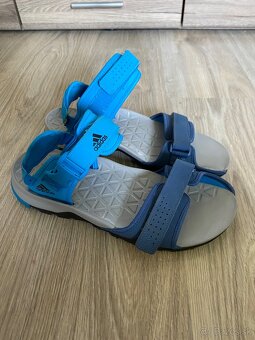 Adidas sandále čisto nové - 2
