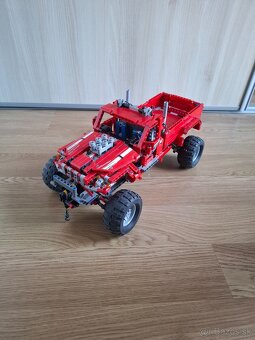 LEGO TECHNIC sety - Predám jednotlivo + návody + extra diely - 2