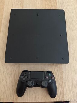 Ps4 slim - 2