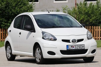 Toyota Aygo 1.0 benzín 95000km - 2