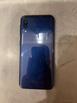 Samsung Galaxy A20e - 2