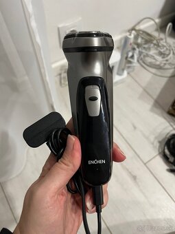 darujem holiaci strojcek - 2