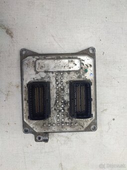 Opel Zafira 1.8 - Riadiaca jednotka ECU SIEMENS VDO 5WK9389 - 2