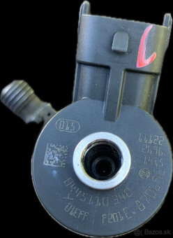 Vstřikovač (common rail) Bosch 0445110340, Peugeot a Citroen - 2