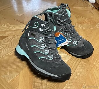 Trezeta Glitter WP, veľk.38 - 2