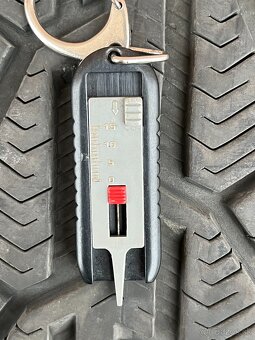 Sebring SUV SNOW 235/55/r19 zimné - 2