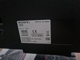 Sony Bravia model KDL-40R450C LCD - 2