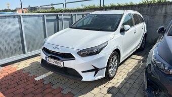 Kia ceed sw 1.5 automat Gold + Navi - 2