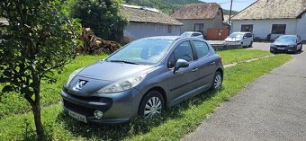 Peugeot 207 - 2