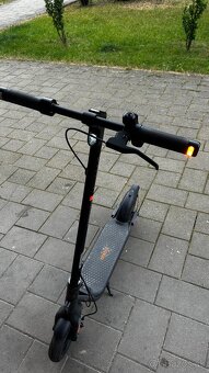 Ninobet kiskscooter F2 - 2