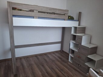 Detská posteľ s matracom a schodíkmi - 2