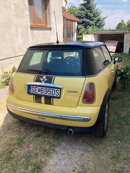 Mini Cooper R50 - 2