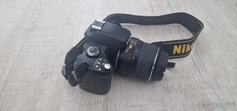 NIKON D40 - 2