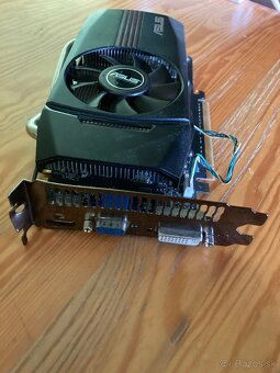 ASUS GeForce GTX 560 DirectCU 1GB GDDR5 - 2