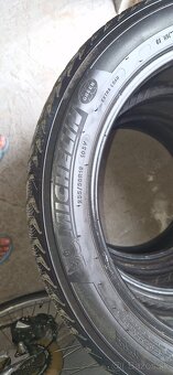 Zimne 235/50r19 - 2