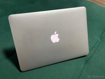 Predám MacBook Air 13" 2017 - 2