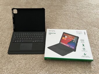 Obal na Apple iPad Air (2020) s klávesnicou - 2
