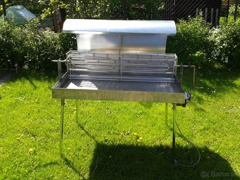 nerezovy gril na prasa - 2