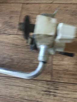 STARá KERAMICKá BATERIA NA VODU - 2